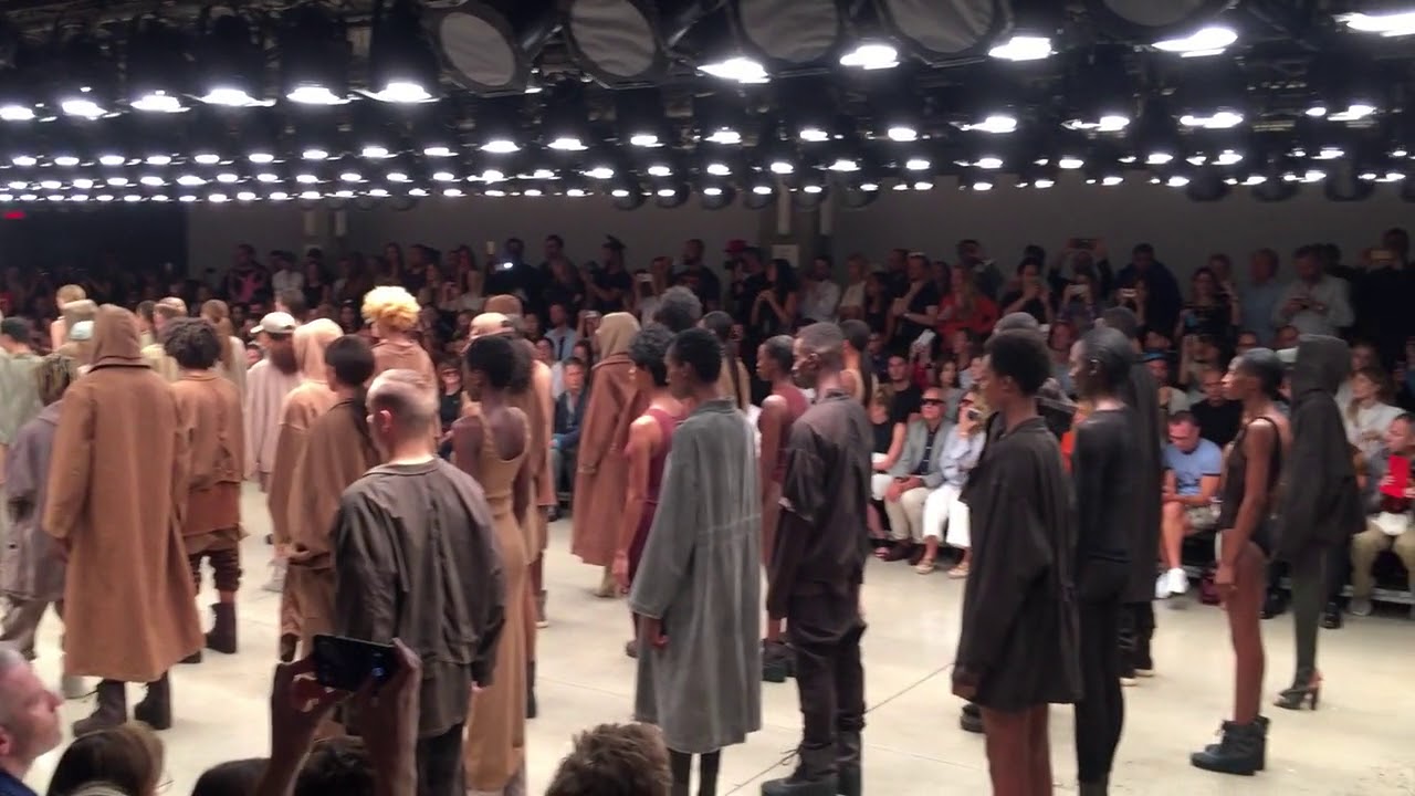 Kanye West - Yeezy Season 2 + Fade Song