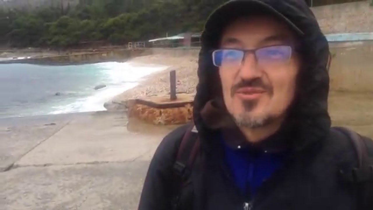 Море, горы, пляж и вода в ботинках;)