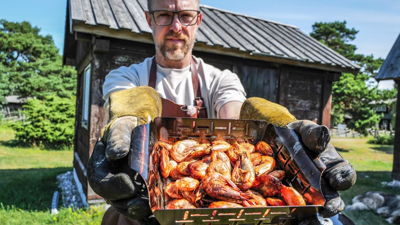 Så röker du räkor i en helt vanlig klotgrill (de blir FANTASTISKA)