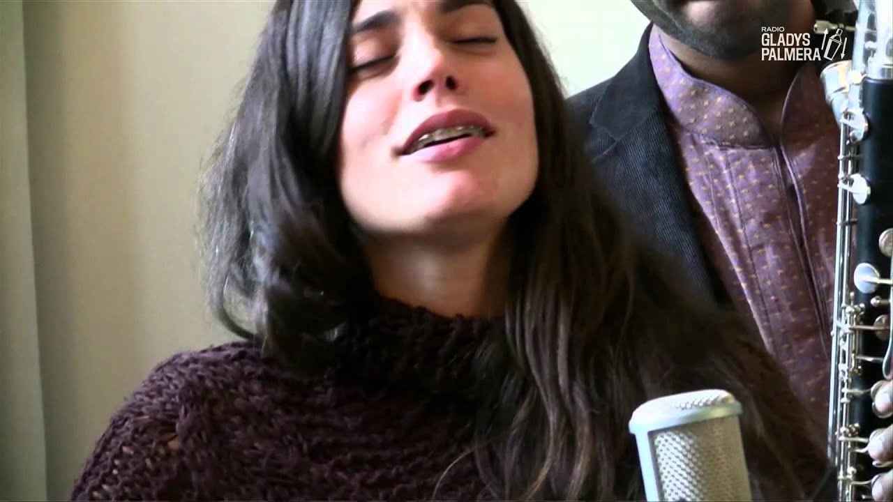 BARCELONA GIPSY KLEZMER ORCHESTRA - Lulle Lulle