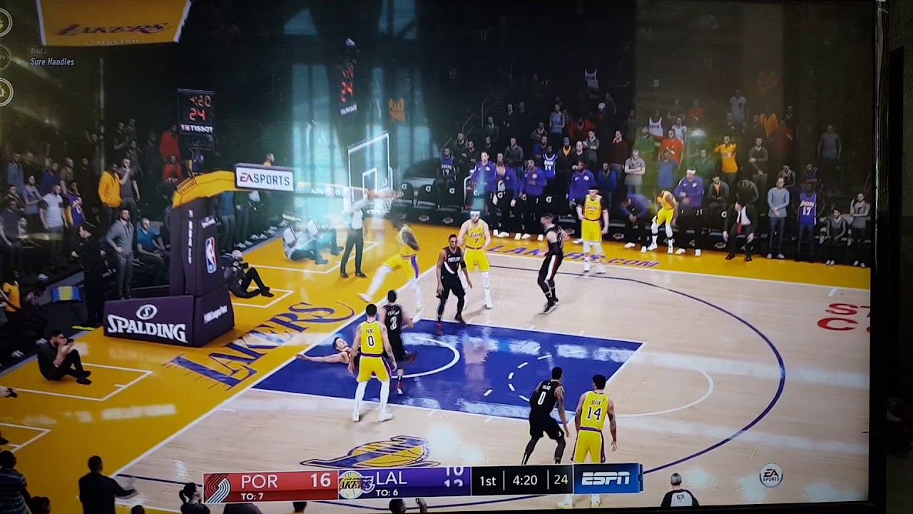 Look!a new free thow animation nba live 19  1.12