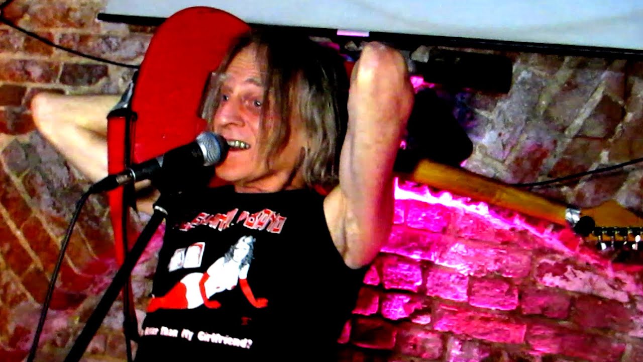 Alex King of Queen