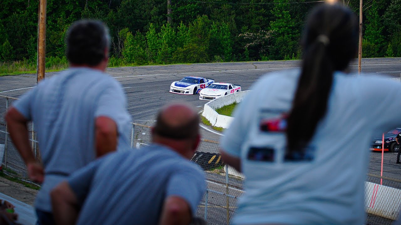 Matt Cox, Cody Kelley Recap Photo Finish at Florence Motor Speedway
