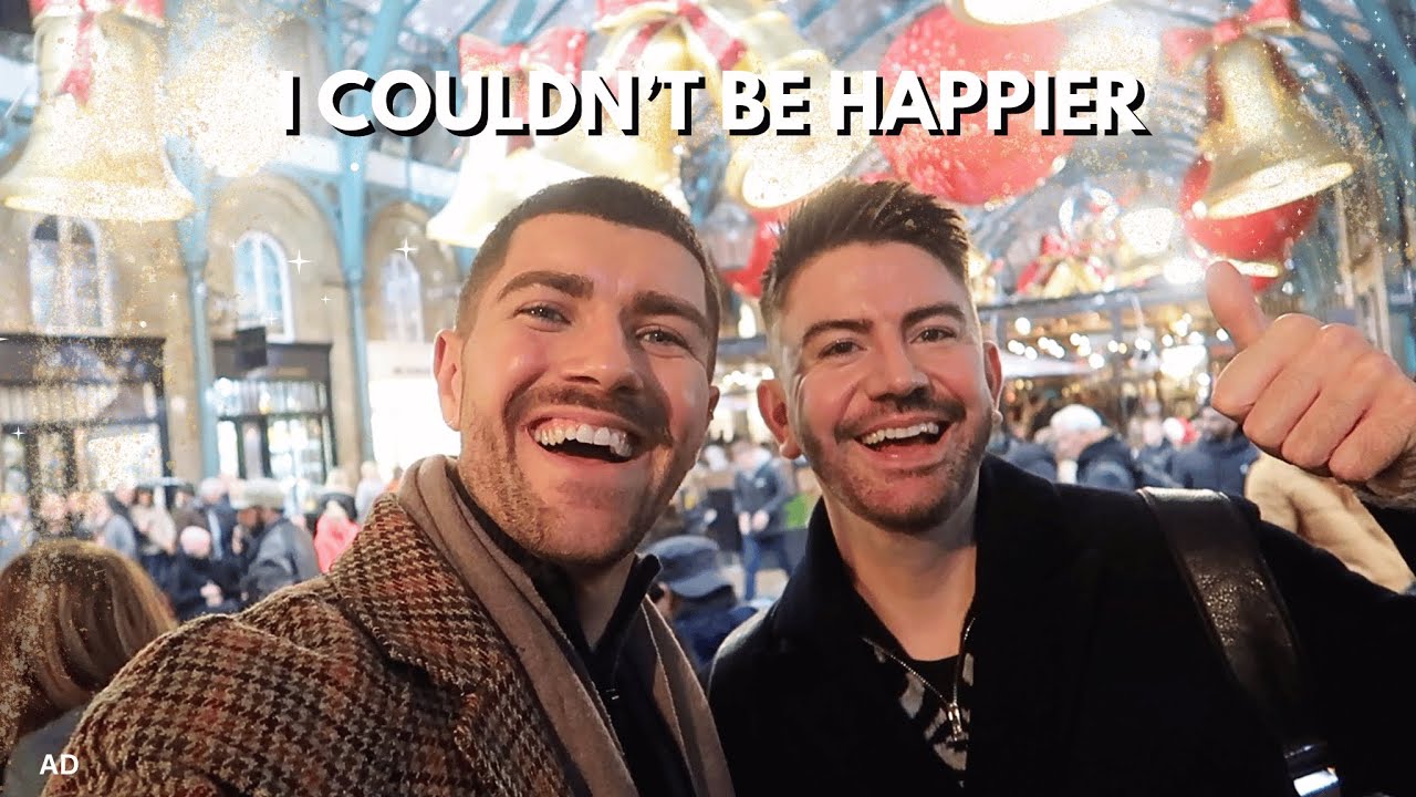WE LOOK FORWARD TO THIS EVERY YEAR | LONDON CHRISTMAS LIGHTS AND COCKTAIL TOUR