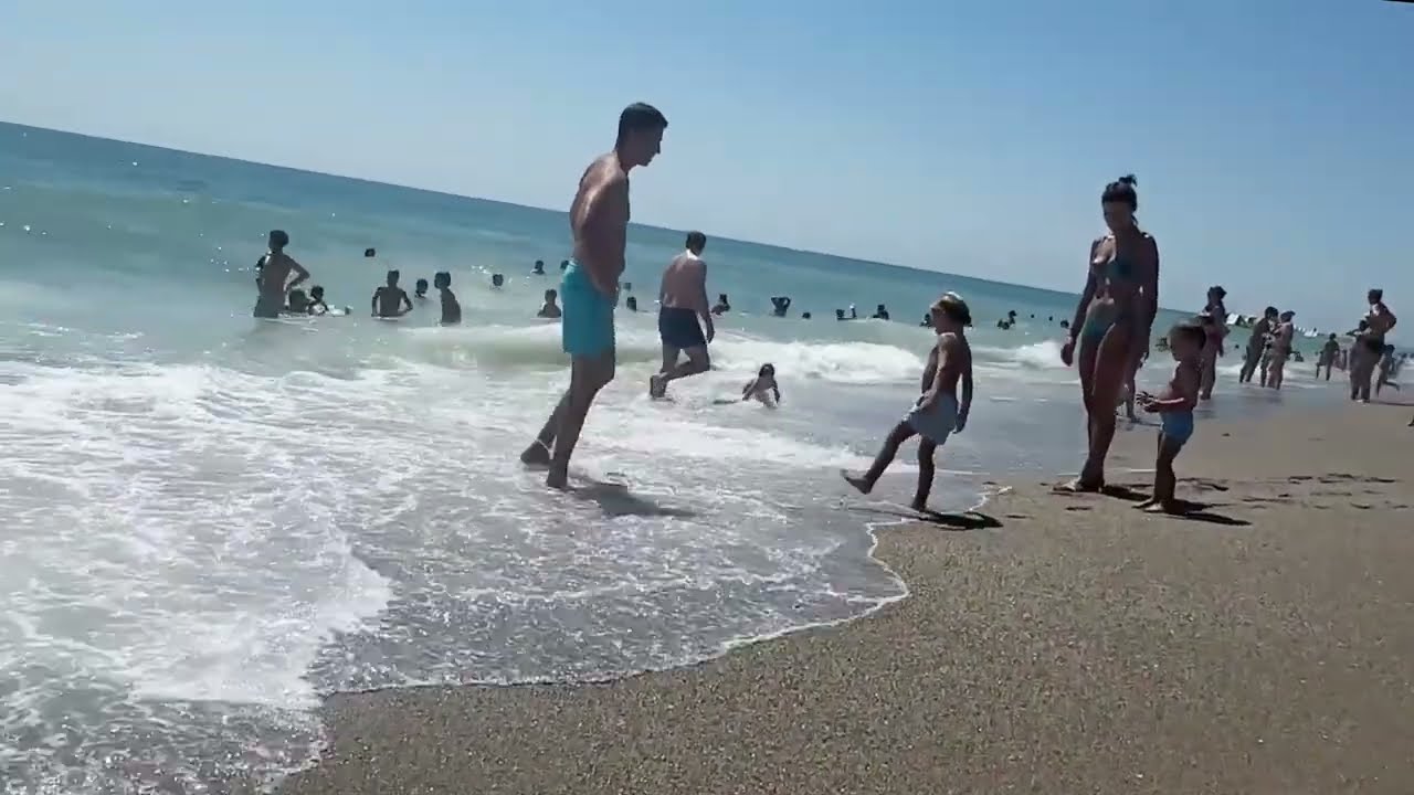 🌴 Beautiful Beach Walk in Costa del Sol, Spain 🇪🇸 | 4K Ultra HD