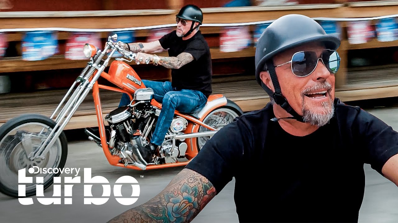 Richard compra motocicleta 