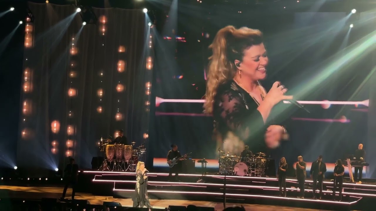 Kelly Clarkson “ I Don’t Think About You” Live Bakkt Theater Las Vegas 8/18/23
