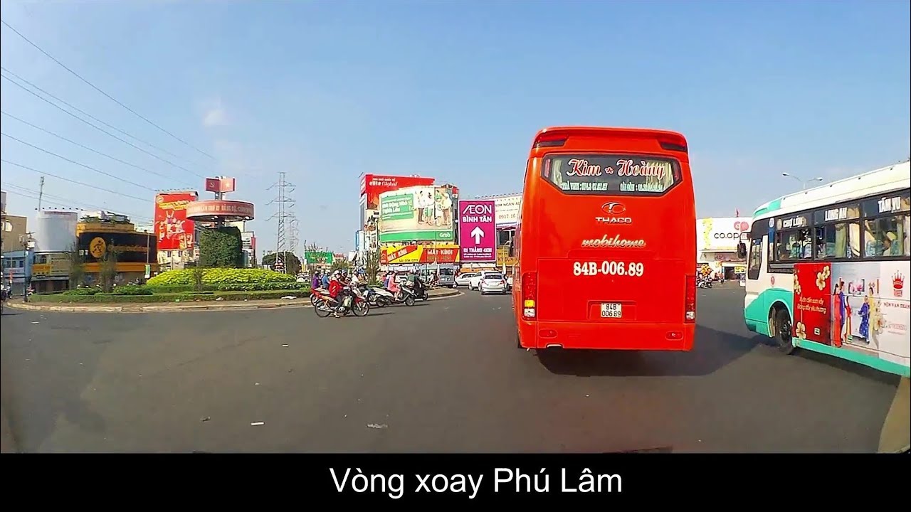 Từ Sân bay Tân Sơn Nhất đến vòng xoay ngã ba An Lạc - 15km