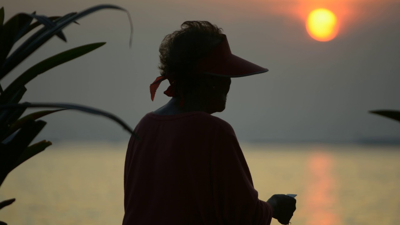 Manila Bay Sunset (Tamron Adaptall-2 70-150mm f/3.5 CF Tele Macro 20A)