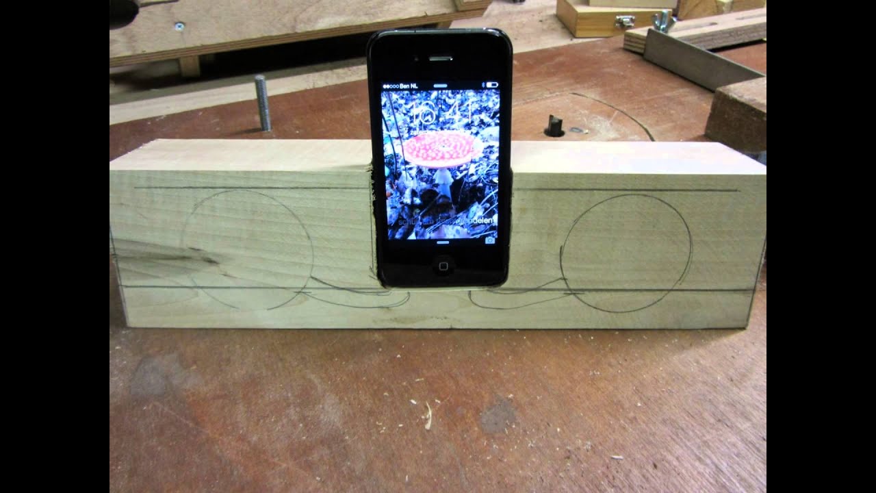 My solid wooden Iphone 4 amplifier and Iphone 4 dock stand