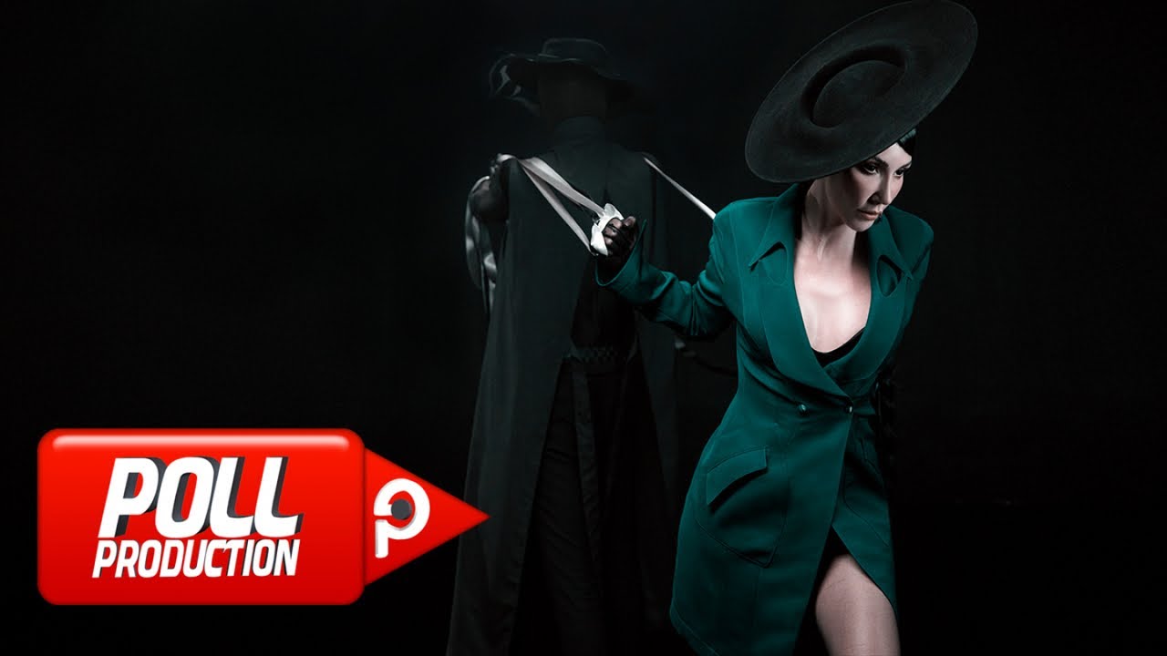 Hande Yener - Aşk Sandım - (Official Video)