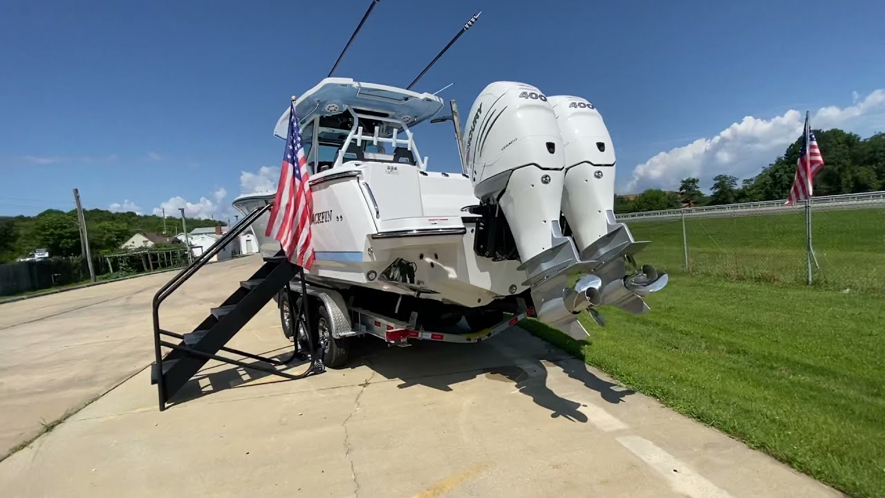 2022 Blackfin 332 Center Console Walk Through