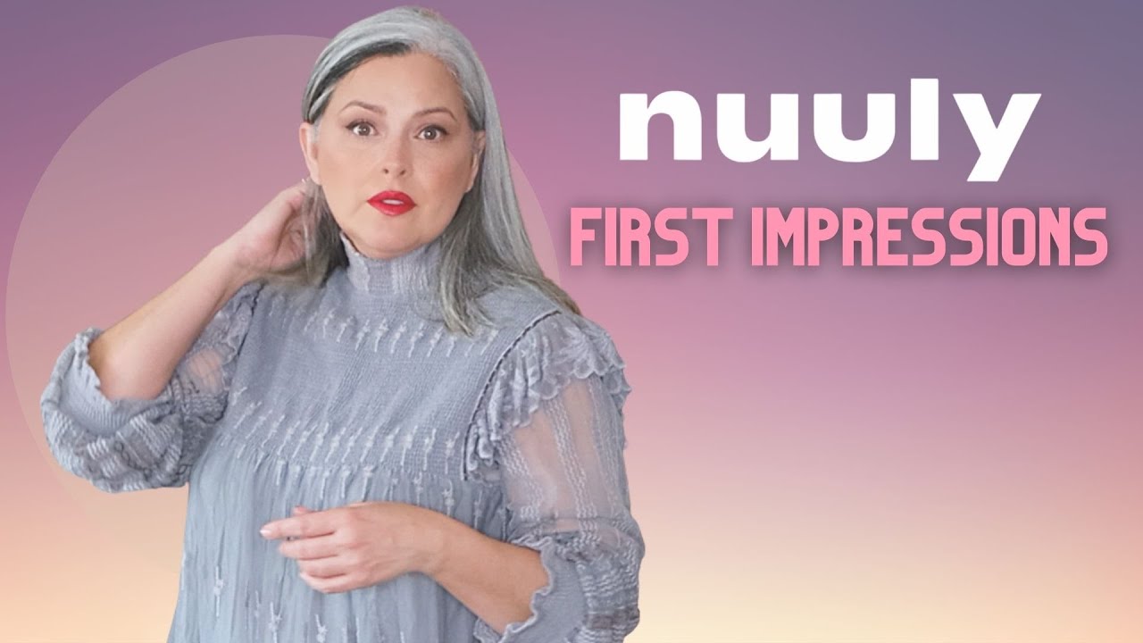 nuuly - clothing subscription box review UNBOXING