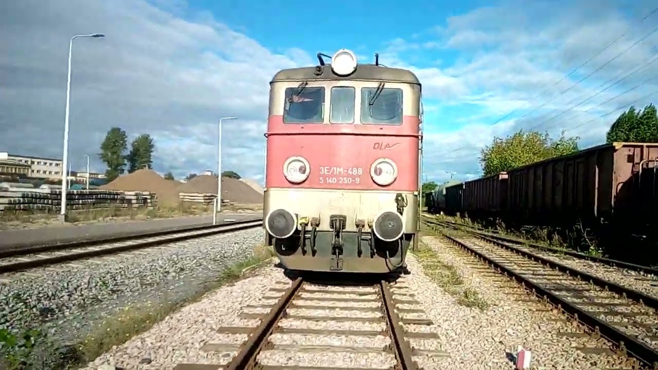 ET21 bez tajemnic w środku i na zewnątrz / Polish electric locomotive watching inside and outside