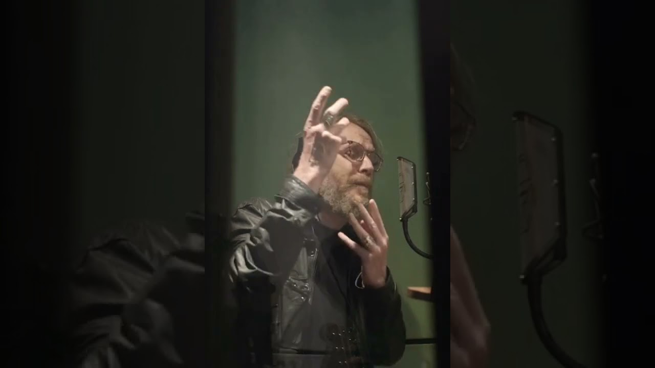 Rhys Ifans recites 'Cofio' by Welsh poet Waldo Williams. Recorded at ULTRA Studios, London UK 😳🥺😍🥰🥵❤