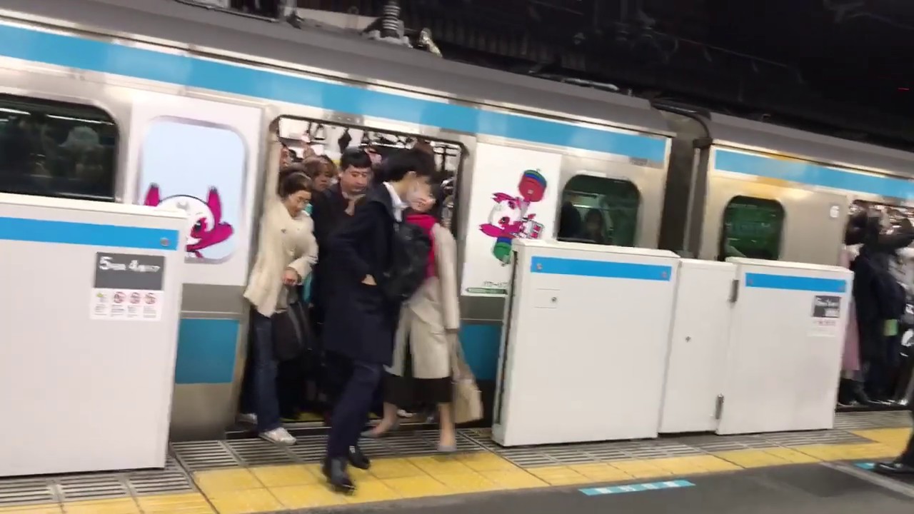 終電で積み残し→◯◯◯へ？ 発メロ17コーラス 京浜東北線赤羽駅 終電 The last train on Friday in Tokyo
