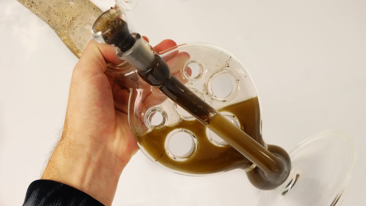 i tried to CLOG my bong...