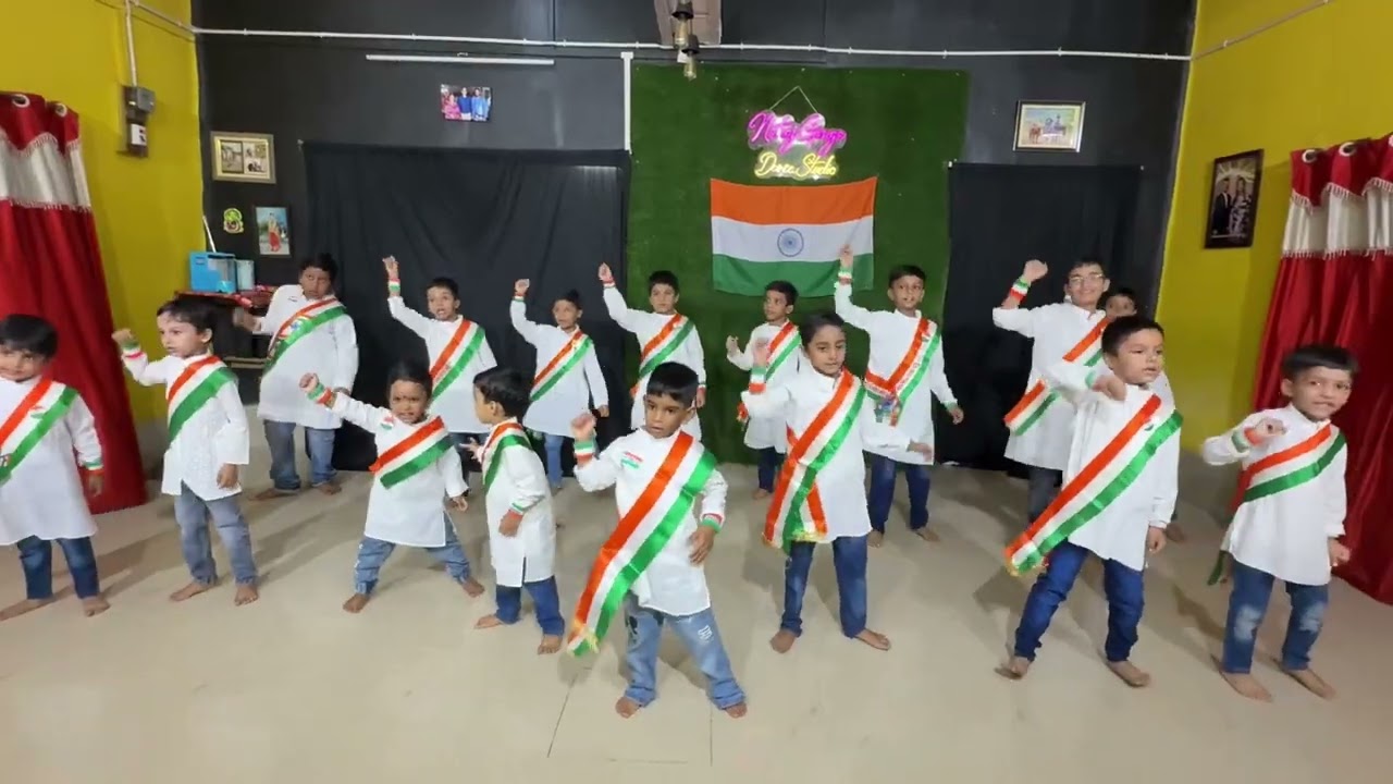 Phir Bhi Dil Hai Hindustani Dance cover by NGDS #independenceday 