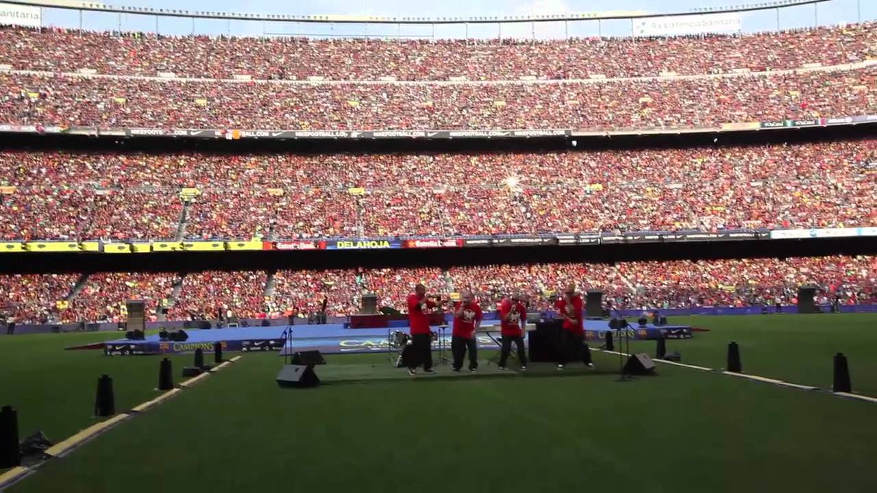 Actuación de DELAHOJA en el Camp Nou (Fiesta celebración Champion League)