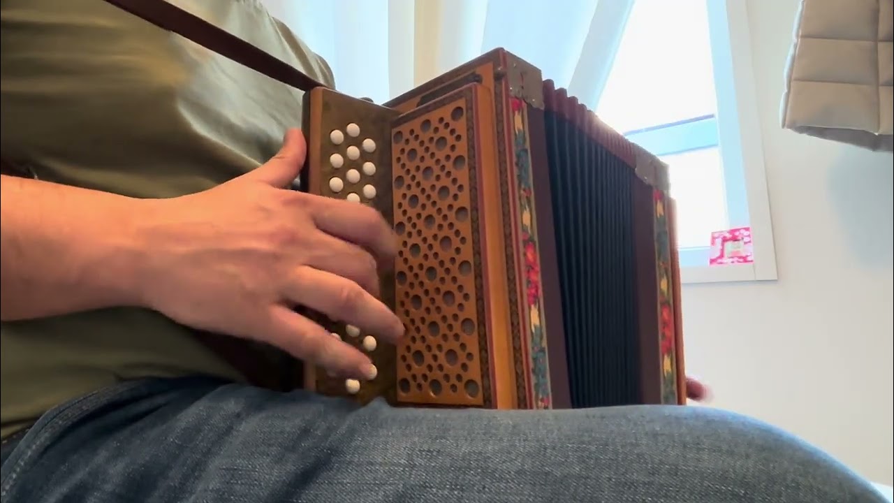 A dr Kirchgass, Schottisch, Ueli Mooser, Schwyzerörgeli 