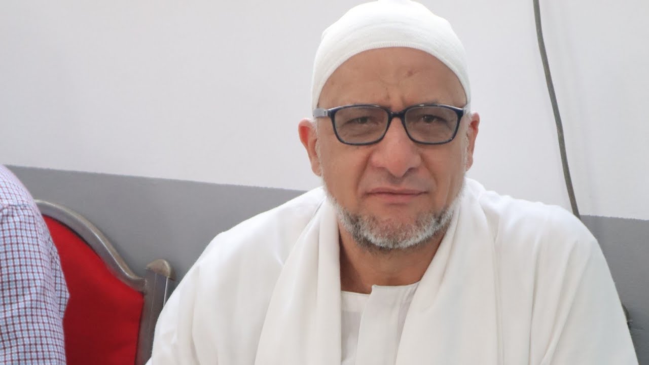 الشيخ على محمود شميس(كروان الفجر) من عزاء والد الشيخ حسن ابو عوف