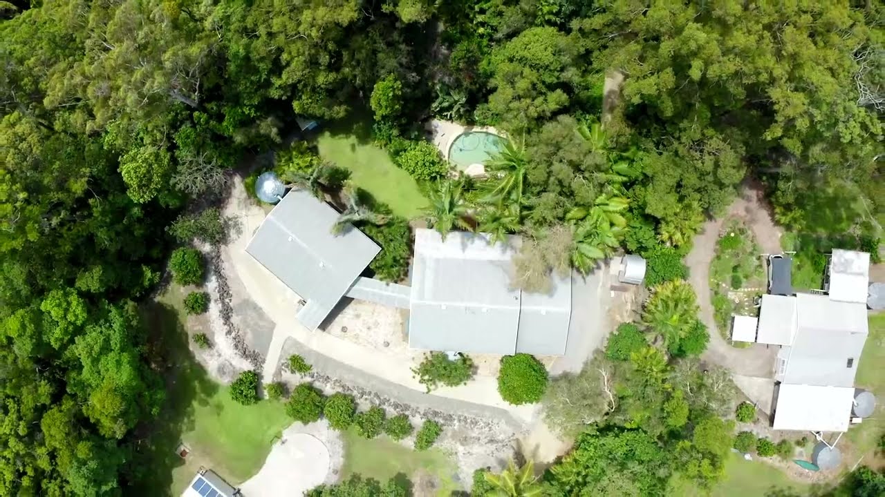 Raine & Horne Noosa Hinterland - 37 Wattlebird Drive, Doonan