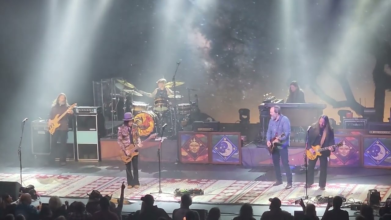 Blackberry Smoke-Aint Much Left Of Me