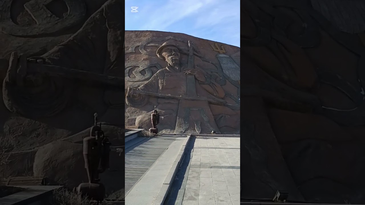 Цагаан хад Ганц модны боомт буюу Хятадын Баяннуурт