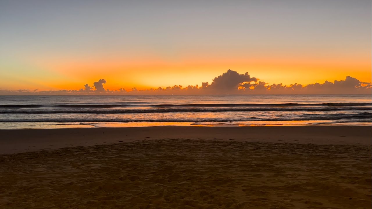 Nascer do Sol | Linda paisagem ao sons de ondas do mar | V&iacute;deo Relaxante, perfeito para dormir