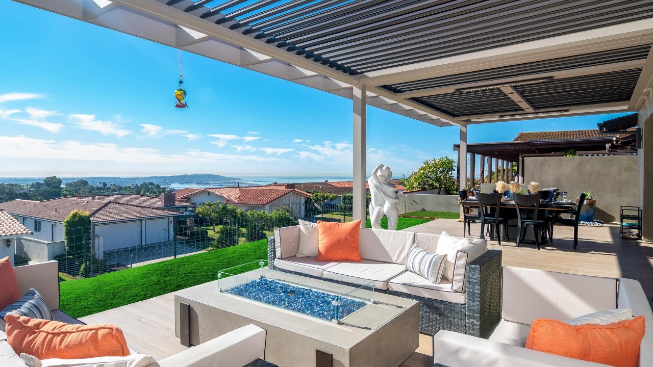 Outdoor Elements - Modern Eclectic Panorama