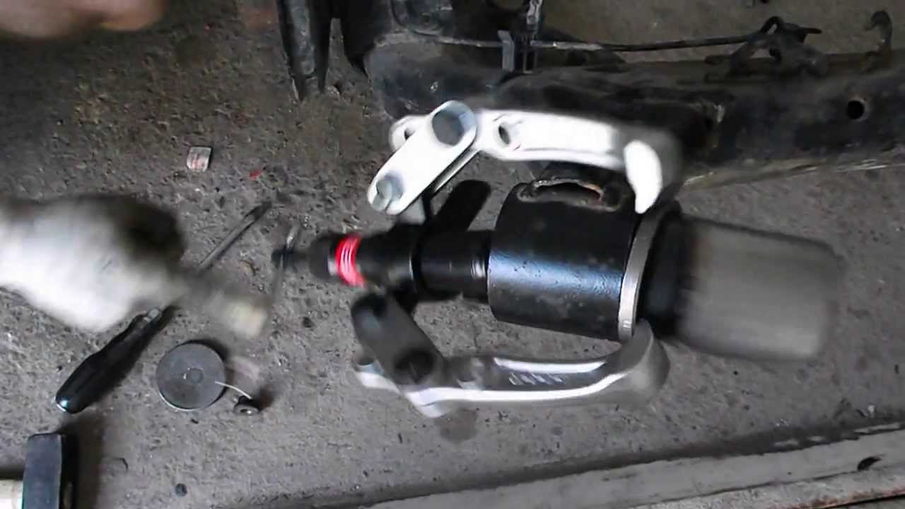 Extragere camasa bucsa spate Fiat Stilo
