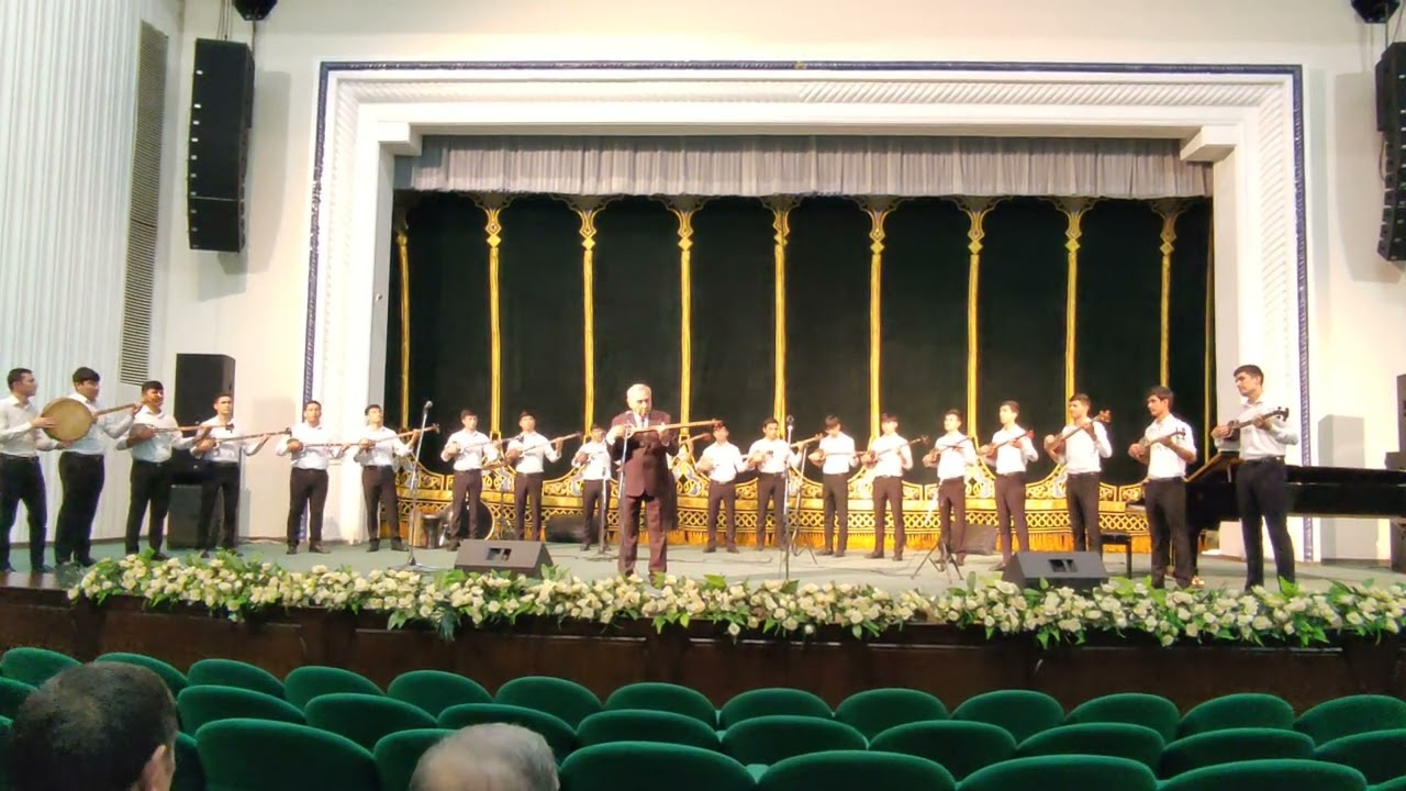 O'rik gullaganda - Tohir Rajabiy | Ўрик гуллаганда - Тоҳир Ражабий