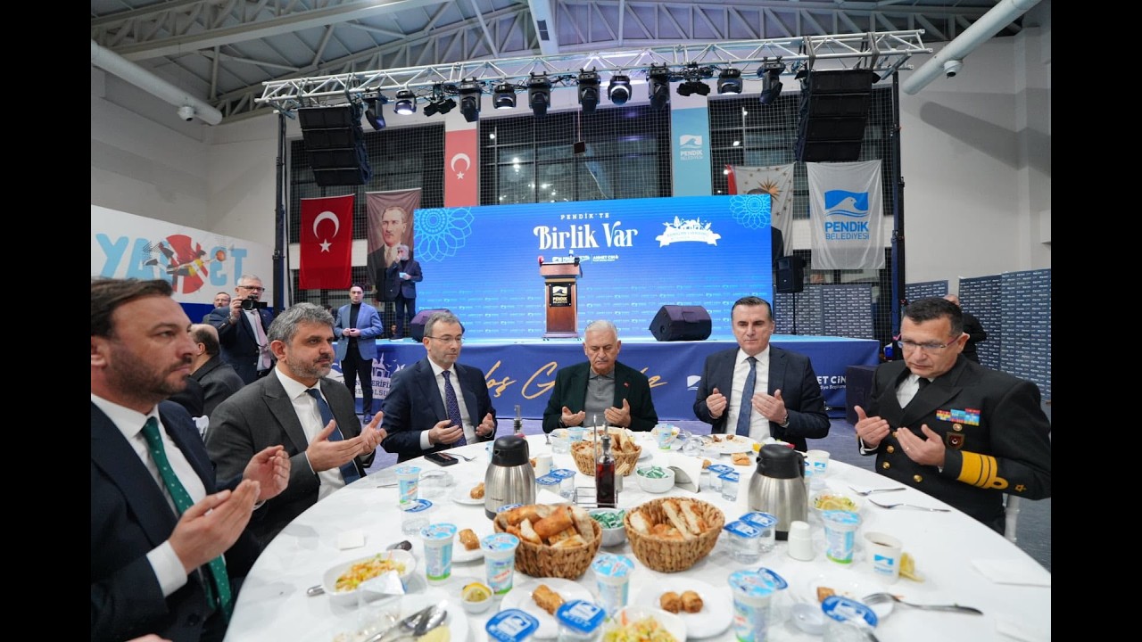 Pendik Protokolü İftar Yemeğinde Buluştu