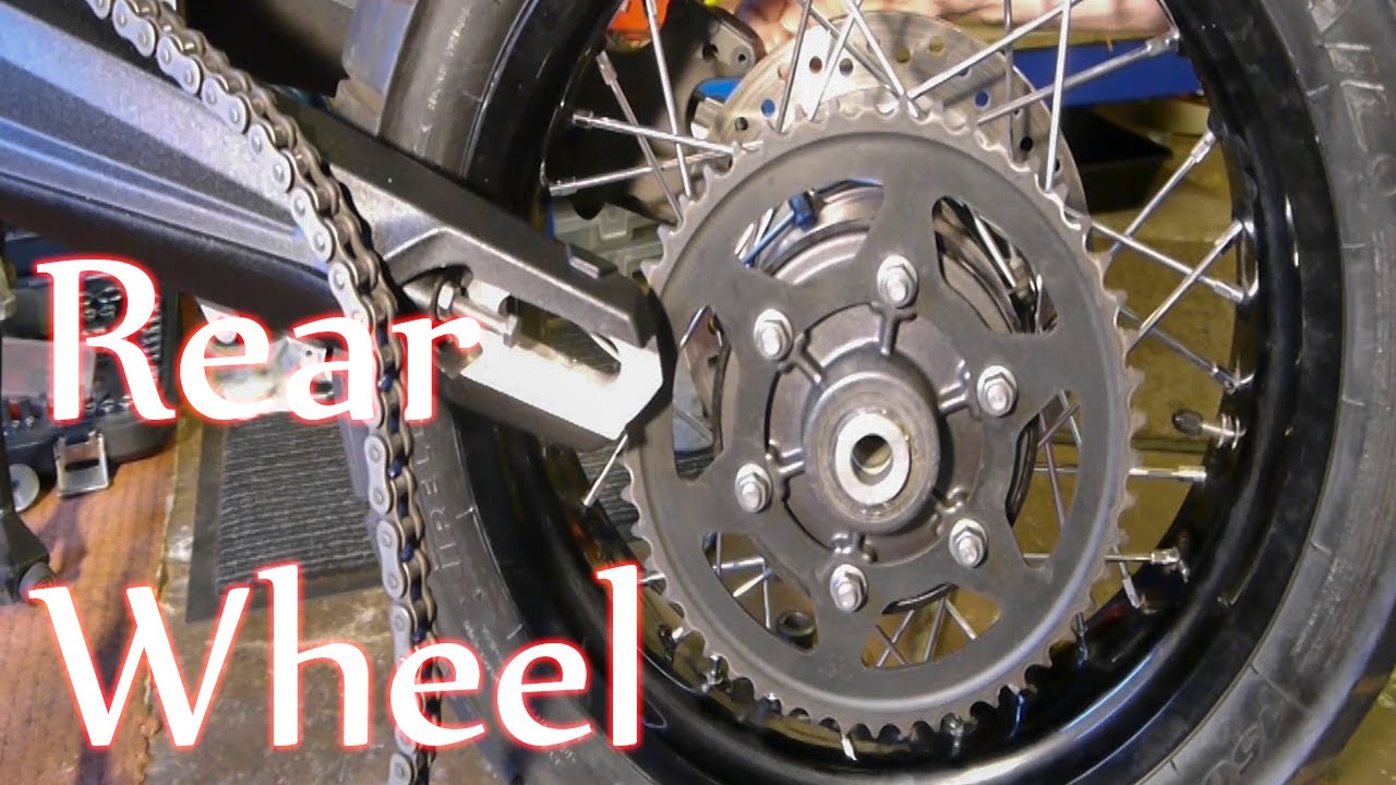 Tiger 800 -  Rear wheel Removal + Re-fit