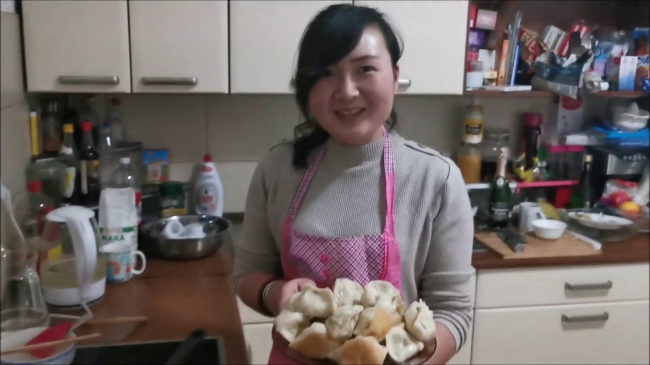 Kuchnia Chińska: Pierożki smażone na patelni..