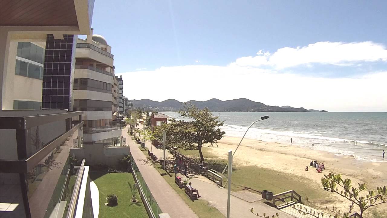 Aluguel de Temporada - Apto Frente Mar em Meia Praia -  Itapema - SC