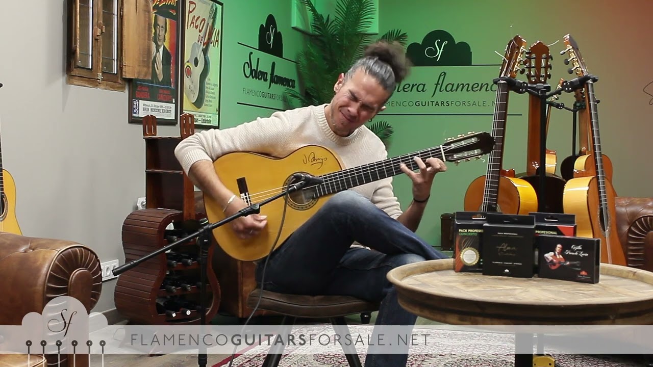 Manuel Reyes 2002 Ex-Vicente Amigo flamenco guitar for sale played by Alberto Fernández