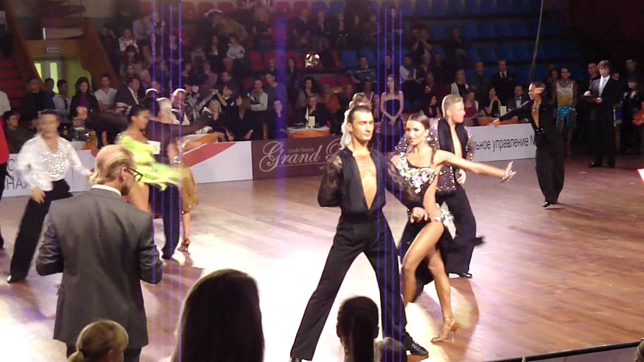 Klemen i Sasha (Осенняя Звезда 2012 1/8 финала 2-ой заход)