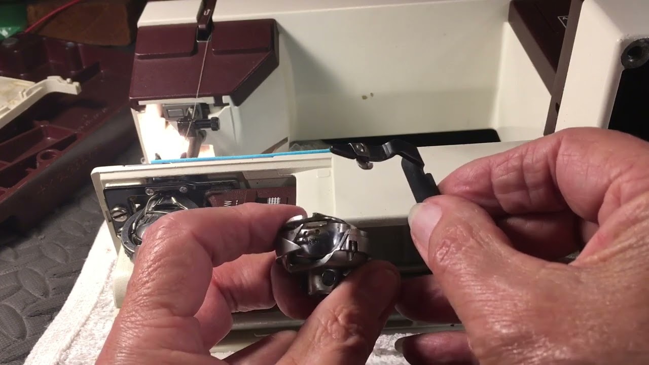 Pfaff 1147 Tipmatic-needle hits- timing is off- thread gap is off. It was “jacked up” (video 278)