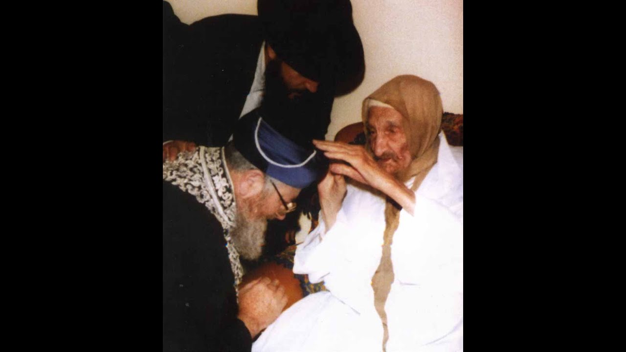 הרב אליהו אברגל במחיצת הבבא סאלי