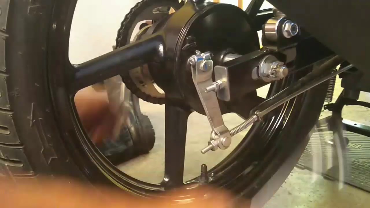 Yamaha sz ajuste de cadena de trasmisión
