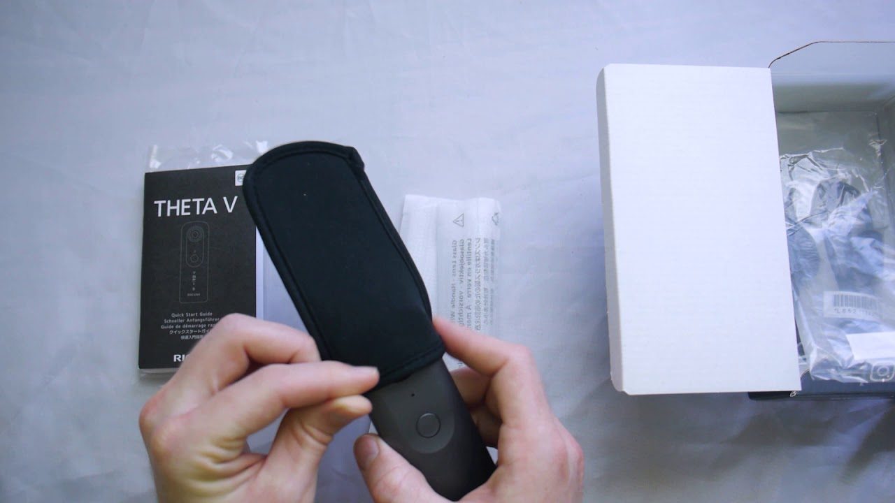 Ricoh Theta V: What's In The Box