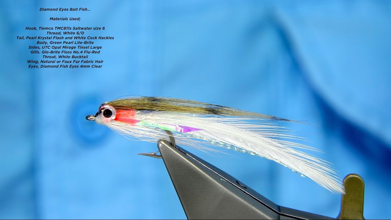 Tying a Small Bait Fish Pattern with Davie McPhail
