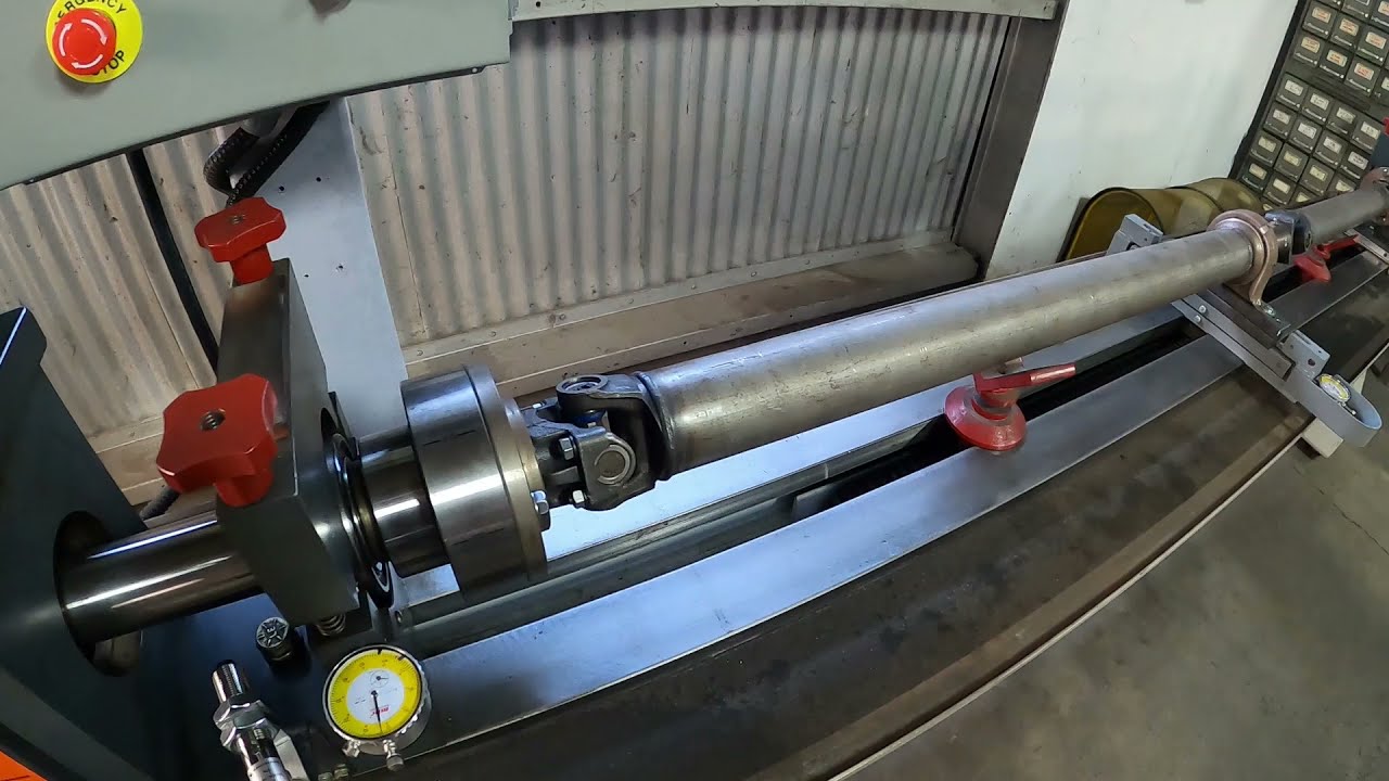 Westport Drive Shaft Balancer: Balancing Two-Piece Driveshaft Using a Stroboscope