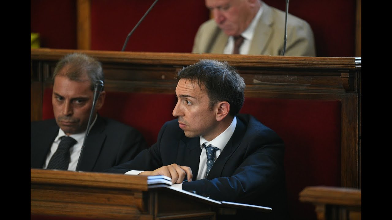 Consiglio Comunale di Reggio Calabria - Scontro sull'istituzione delle  Circoscrizioni