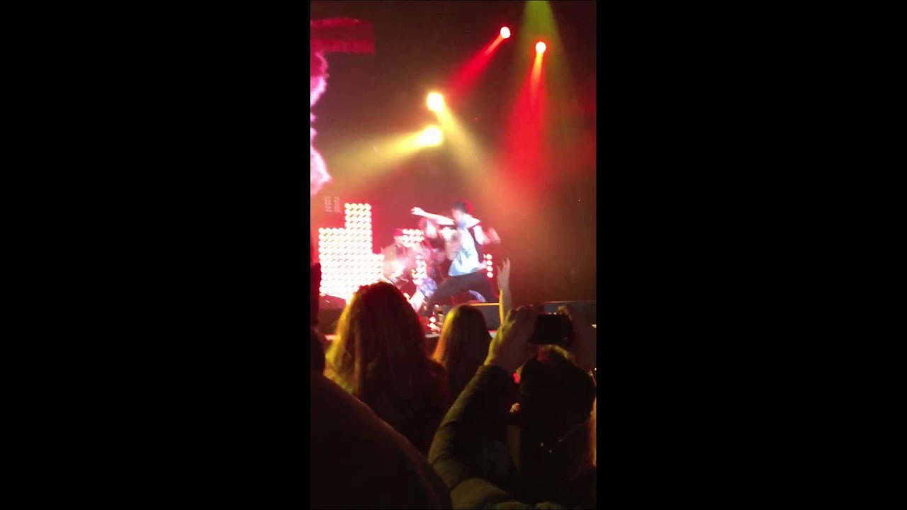 Hedley Don't Talk To Strangers (clip)