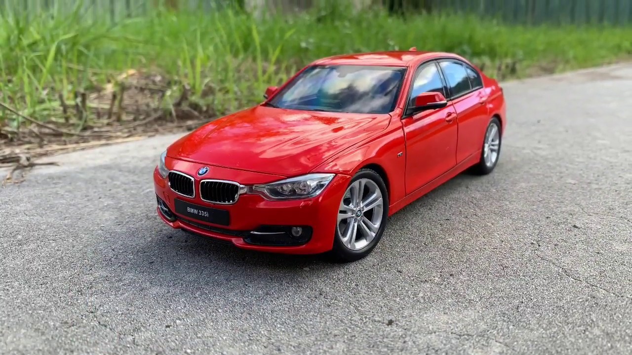 BMW 335i by Welly Diecast 1:18
