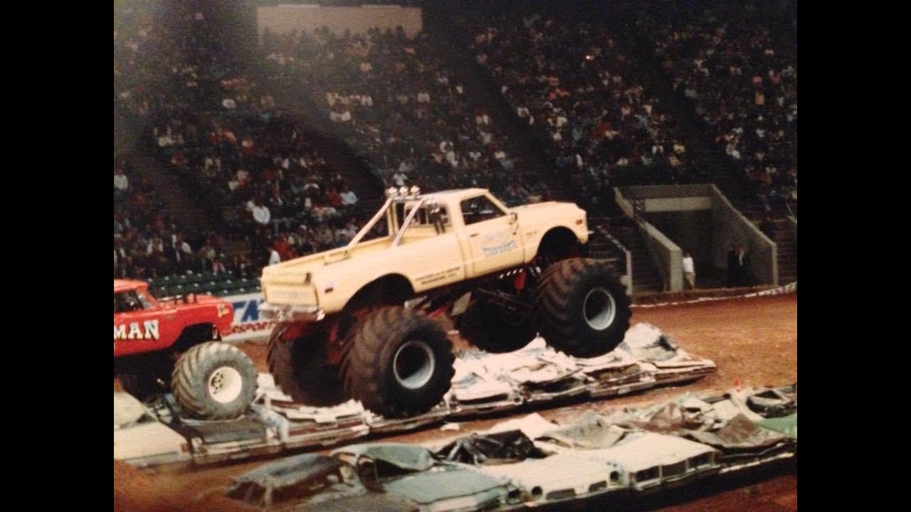 TNT Monster Truck Journey : Carolina Crusher 1988