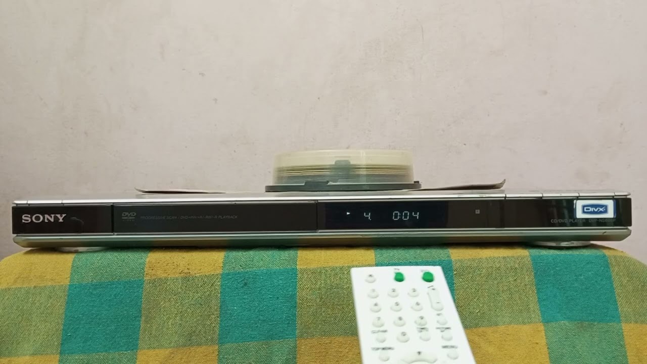 (Sold)Sony cd/dvd player for sale model no dvp ns 608 p/Rs 1800/ph 8667630046