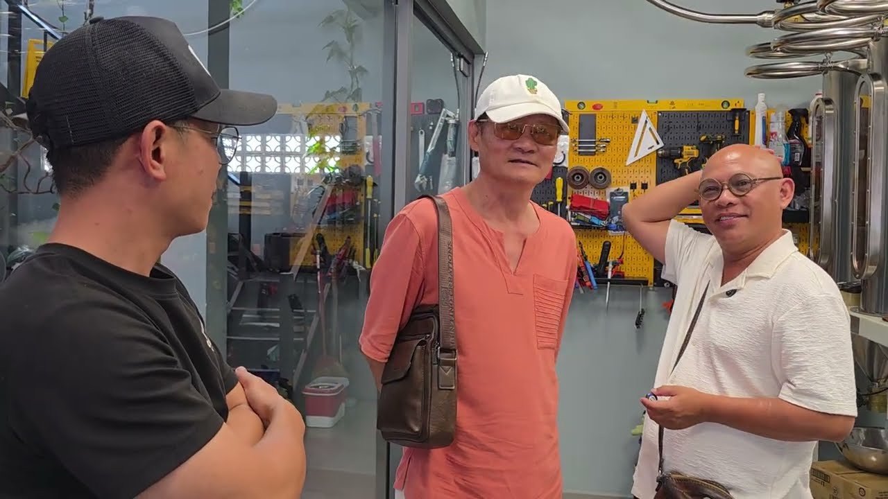 Anh Sơn Già Gân đổi ý muốn trang bị phòng Rang Cafe Tự Động cho quán Cafe Ve Chai Nha Trang !